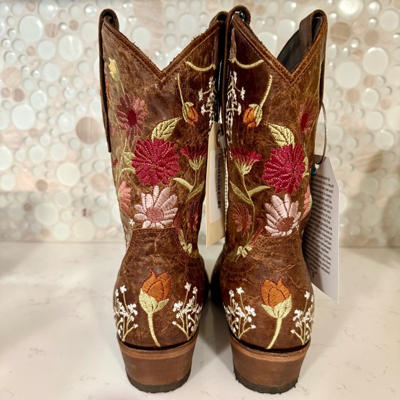 LANE New Embossed Leather Embroidered Western Boots - Picture 3 of 14